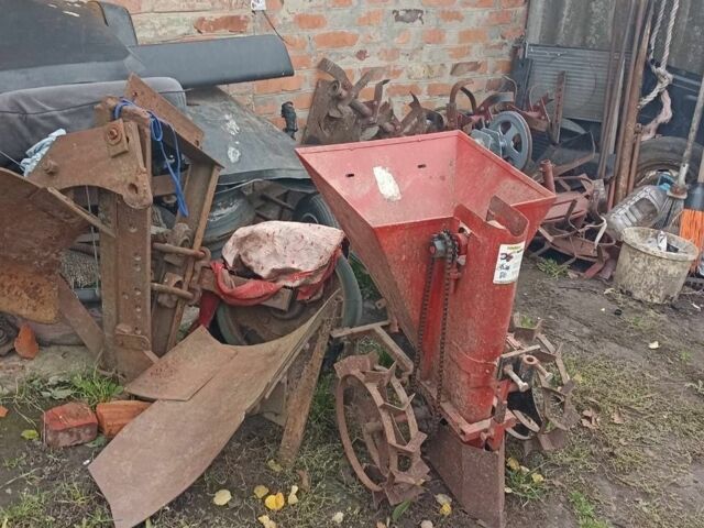 Ізекі Інша, об'ємом двигуна 2.4 л та пробігом 333 тис. км за 2500 $, фото 3 на Automoto.ua