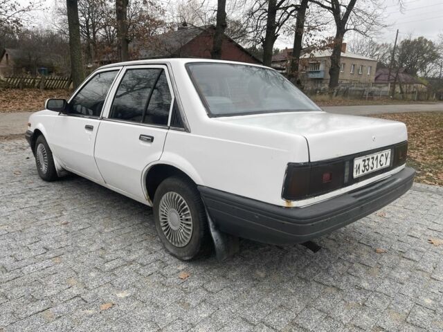 Білий Ісузу Aska, об'ємом двигуна 0 л та пробігом 777 тис. км за 650 $, фото 7 на Automoto.ua