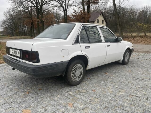 Білий Ісузу Aska, об'ємом двигуна 0 л та пробігом 777 тис. км за 650 $, фото 1 на Automoto.ua