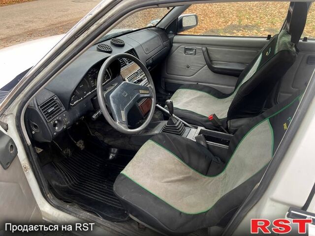 Исузу Аска, объемом двигателя 2 л и пробегом 0 тыс. км за 650 $, фото 6 на Automoto.ua