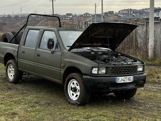 Зеленый Исузу Кампо, объемом двигателя 3.1 л и пробегом 666 тыс. км за 4000 $, фото 2 на Automoto.ua