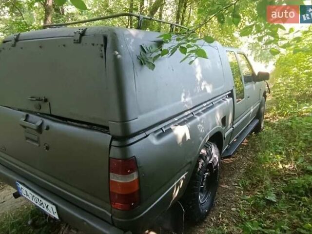Зеленый Исузу Кампо, объемом двигателя 2.2 л и пробегом 250 тыс. км за 2500 $, фото 3 на Automoto.ua