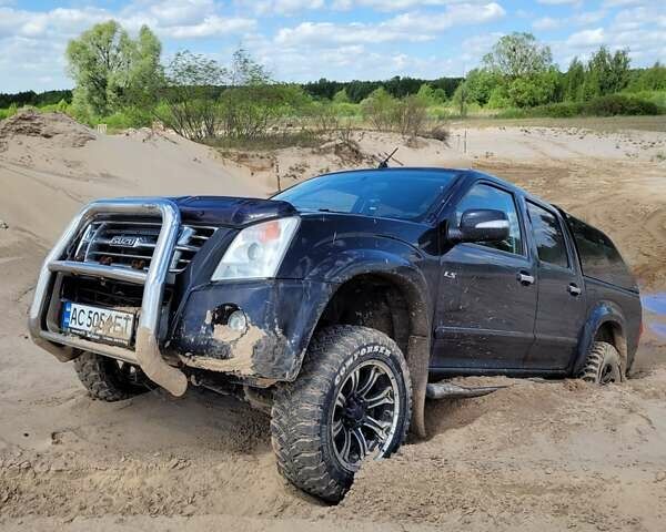 Чорний Ісузу D-Max, об'ємом двигуна 3 л та пробігом 285 тис. км за 13900 $, фото 4 на Automoto.ua