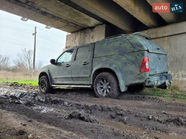 Чорний Ісузу D-Max, об'ємом двигуна 3 л та пробігом 285 тис. км за 13900 $, фото 1 на Automoto.ua