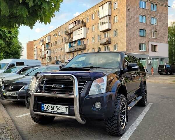 Чорний Ісузу D-Max, об'ємом двигуна 3 л та пробігом 285 тис. км за 13900 $, фото 10 на Automoto.ua