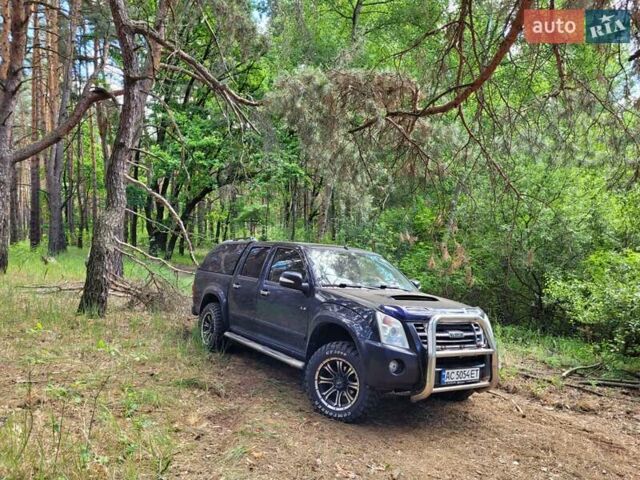 Чорний Ісузу D-Max, об'ємом двигуна 3 л та пробігом 285 тис. км за 13900 $, фото 11 на Automoto.ua