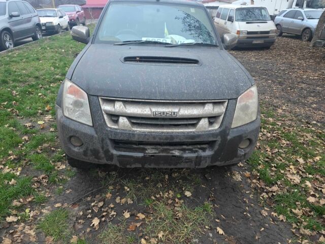 Чорний Ісузу D-Max, об'ємом двигуна 0 л та пробігом 109 тис. км за 3500 $, фото 1 на Automoto.ua