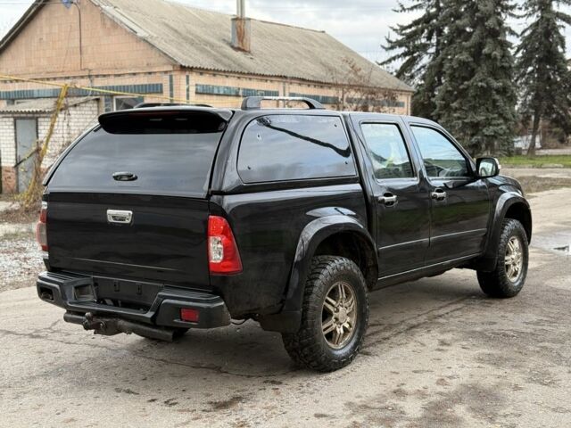 Чорний Ісузу D-Max, об'ємом двигуна 0 л та пробігом 109 тис. км за 4000 $, фото 1 на Automoto.ua