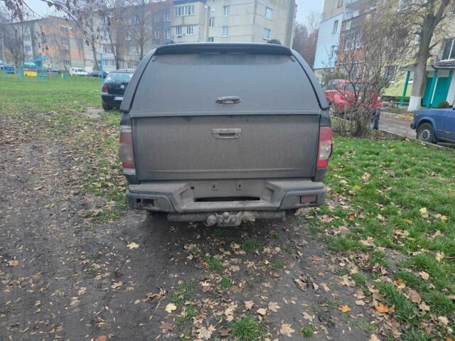 Чорний Ісузу D-Max, об'ємом двигуна 0 л та пробігом 109 тис. км за 3500 $, фото 3 на Automoto.ua