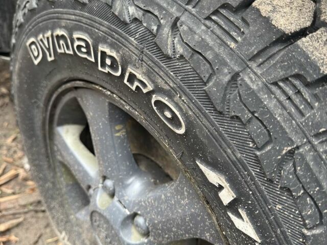 Черный Исузу Д-Макс, объемом двигателя 2.5 л и пробегом 130 тыс. км за 9999 $, фото 5 на Automoto.ua