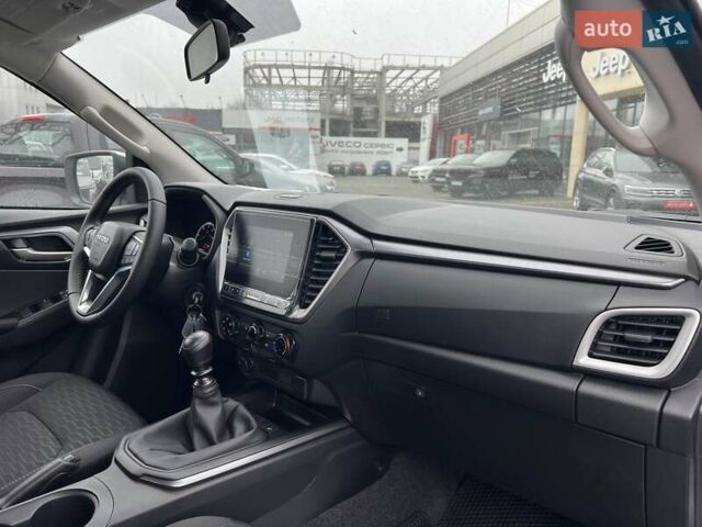 Исузу Д-Макс, объемом двигателя 3 л и пробегом 1 тыс. км за 44402 $, фото 13 на Automoto.ua