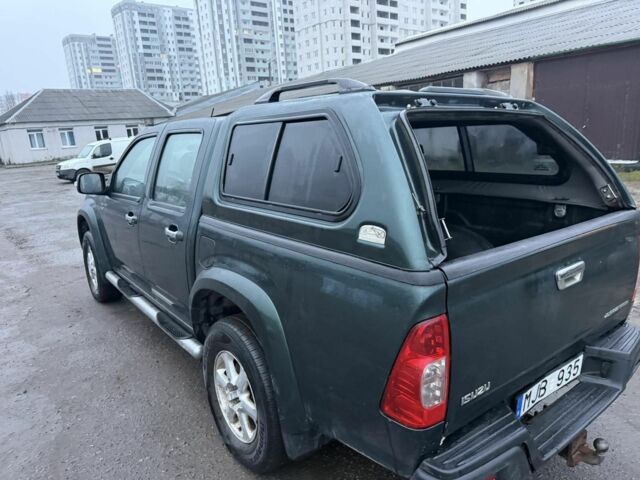 Сірий Ісузу D-Max, об'ємом двигуна 2.5 л та пробігом 233 тис. км за 4000 $, фото 1 на Automoto.ua