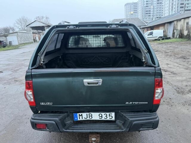 Сірий Ісузу D-Max, об'ємом двигуна 2.5 л та пробігом 233 тис. км за 4000 $, фото 5 на Automoto.ua