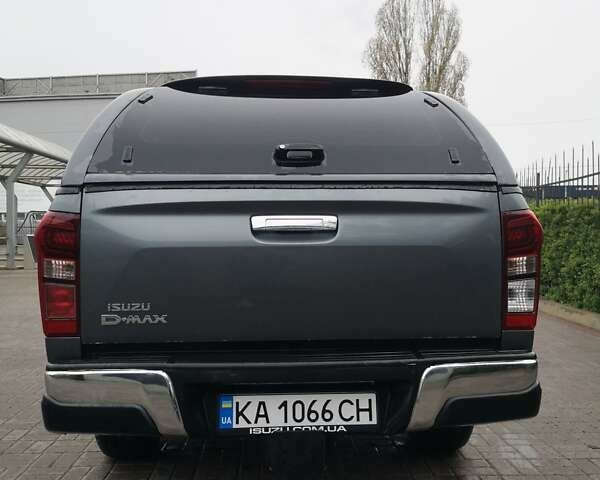 Серый Исузу Д-Макс, объемом двигателя 1.9 л и пробегом 69 тыс. км за 26589 $, фото 6 на Automoto.ua