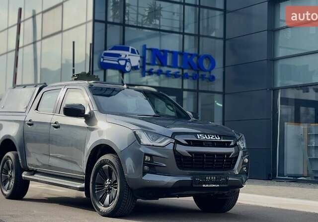 Сірий Ісузу D-Max, об'ємом двигуна 3 л та пробігом 1 тис. км за 117183 $, фото 6 на Automoto.ua