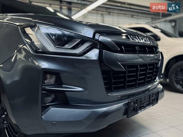 Сірий Ісузу D-Max, об'ємом двигуна 3 л та пробігом 1 тис. км за 117183 $, фото 3 на Automoto.ua