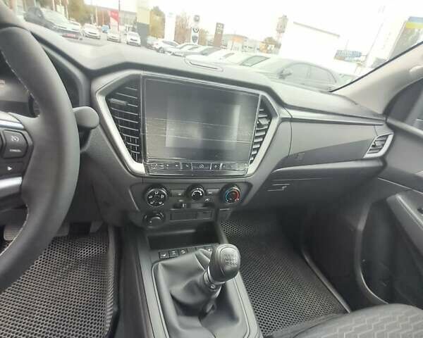 Серый Исузу Д-Макс, объемом двигателя 3 л и пробегом 1 тыс. км за 44413 $, фото 12 на Automoto.ua