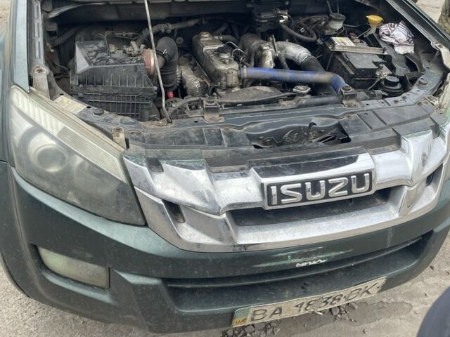 Зелений Ісузу D-Max, об'ємом двигуна 2.5 л та пробігом 300 тис. км за 3500 $, фото 2 на Automoto.ua