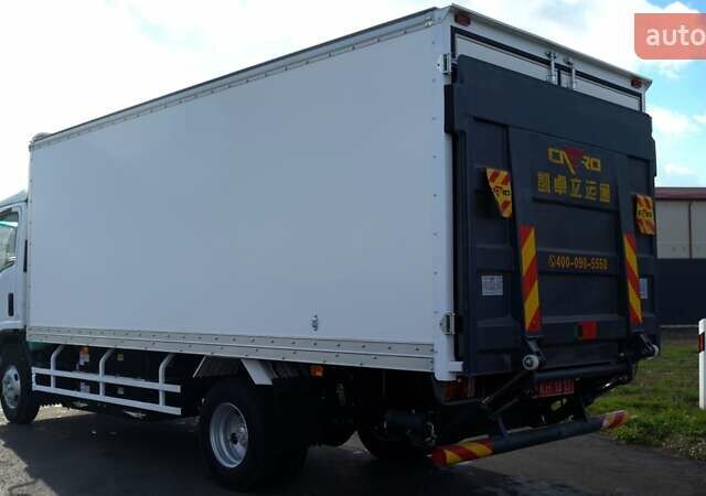 Белый Исузу ЕЛФ, объемом двигателя 2.3 л и пробегом 1 тыс. км за 56000 $, фото 5 на Automoto.ua