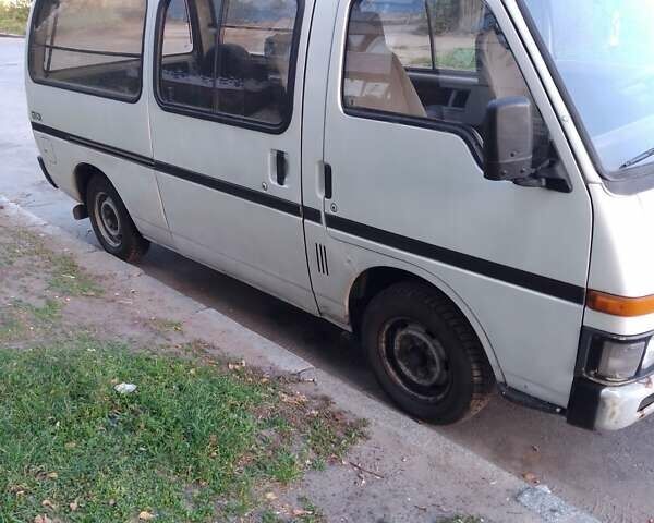 Білий Ісузу Міді, об'ємом двигуна 1.99 л та пробігом 144 тис. км за 1400 $, фото 8 на Automoto.ua
