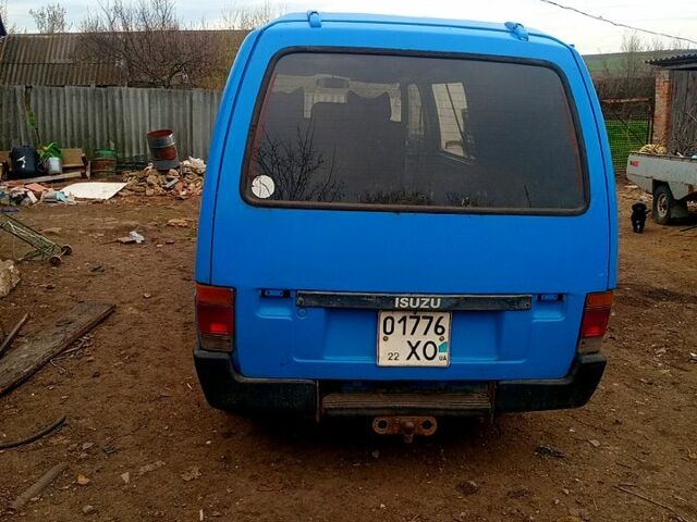 Исузу Миди, объемом двигателя 22 л и пробегом 100 тыс. км за 1100 $, фото 1 на Automoto.ua