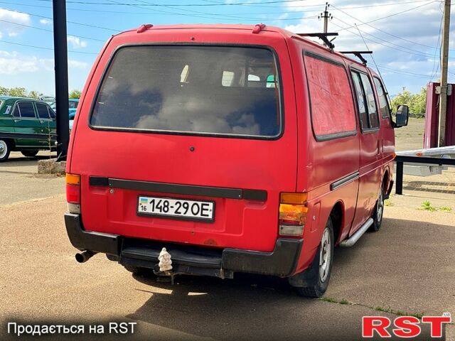 Исузу Миди, объемом двигателя 2.2 л и пробегом 300 тыс. км за 1200 $, фото 1 на Automoto.ua