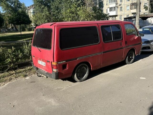 Червоний Ісузу Midi пасс., об'ємом двигуна 2.2 л та пробігом 250 тис. км за 900 $, фото 1 на Automoto.ua