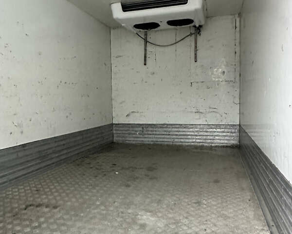 Синий Исузу НЛР, объемом двигателя 3 л и пробегом 490 тыс. км за 9800 $, фото 5 на Automoto.ua