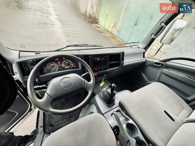 Білий Ісузу NPR, об'ємом двигуна 5.19 л та пробігом 420 тис. км за 10900 $, фото 12 на Automoto.ua