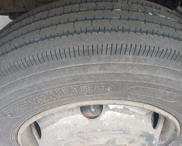 Исузу НПР, объемом двигателя 0 л и пробегом 400 тыс. км за 11000 $, фото 7 на Automoto.ua