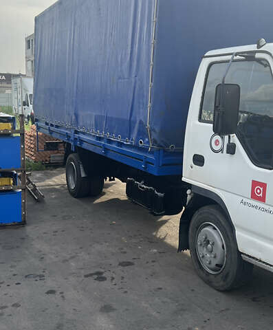 Білий Ісузу NQR, об'ємом двигуна 4.6 л та пробігом 340 тис. км за 11500 $, фото 5 на Automoto.ua