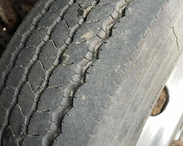 Белый Исузу НКР, объемом двигателя 4.57 л и пробегом 746 тыс. км за 6500 $, фото 9 на Automoto.ua