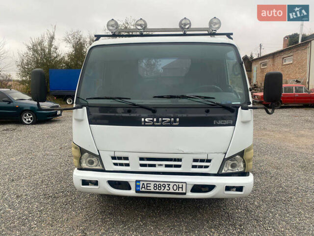 Ісузу NQR 2010 у Кривому Розі на Automoto.ua Білий Ісузу NQR, об'ємом двигуна 4.57 л та пробігом 250 тис. км за 12600 $, фото 2 на Automoto.ua