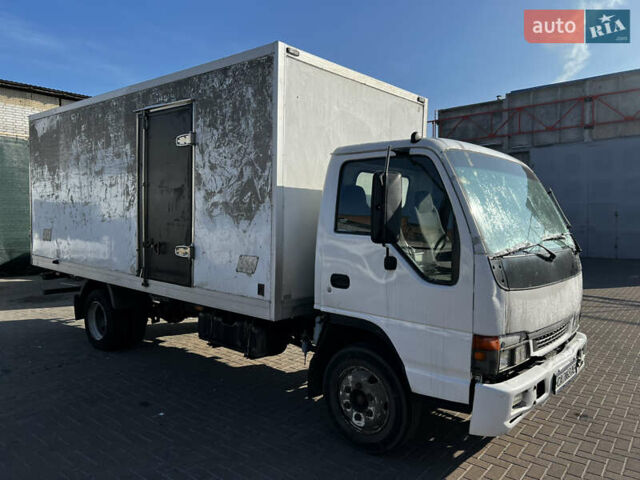 Белый Исузу НКР, объемом двигателя 4.6 л и пробегом 703 тыс. км за 8800 $, фото 5 на Automoto.ua
