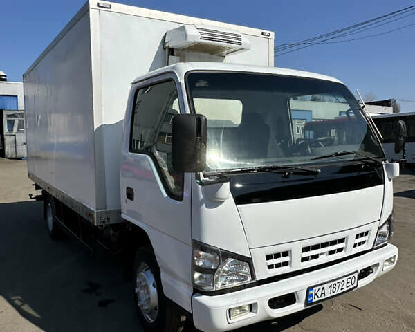 Белый Исузу НКР, объемом двигателя 4.57 л и пробегом 512 тыс. км за 13500 $, фото 4 на Automoto.ua