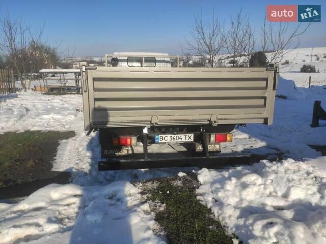 Белый Исузу НКР, объемом двигателя 4.57 л и пробегом 800 тыс. км за 16600 $, фото 8 на Automoto.ua