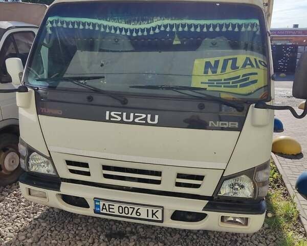 Исузу НКР, объемом двигателя 4.6 л и пробегом 239 тыс. км за 14000 $, фото 5 на Automoto.ua