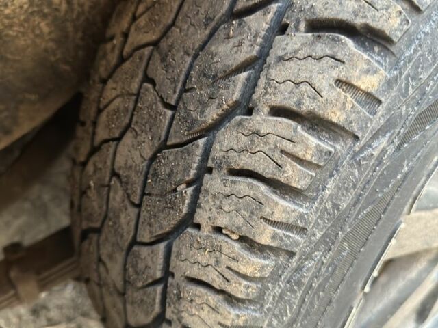 Чорний Ісузу Rodeo, об'ємом двигуна 3 л та пробігом 210 тис. км за 4600 $, фото 4 на Automoto.ua