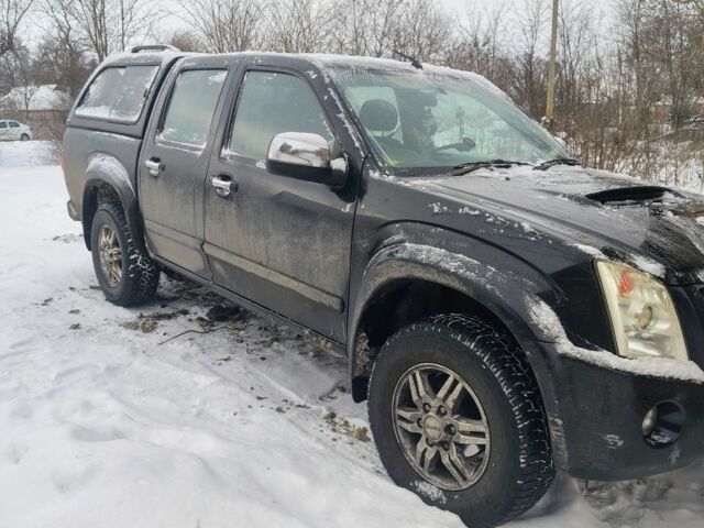 Черный Исузу Родео, объемом двигателя 0 л и пробегом 200 тыс. км за 4700 $, фото 5 на Automoto.ua