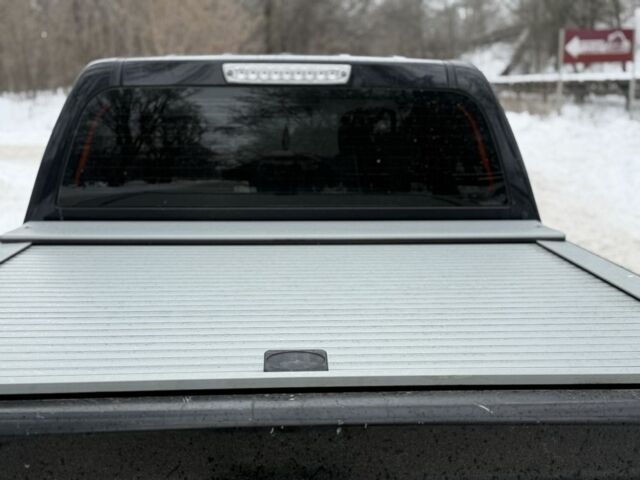 Черный Исузу Родео, объемом двигателя 2.5 л и пробегом 130 тыс. км за 6500 $, фото 12 на Automoto.ua