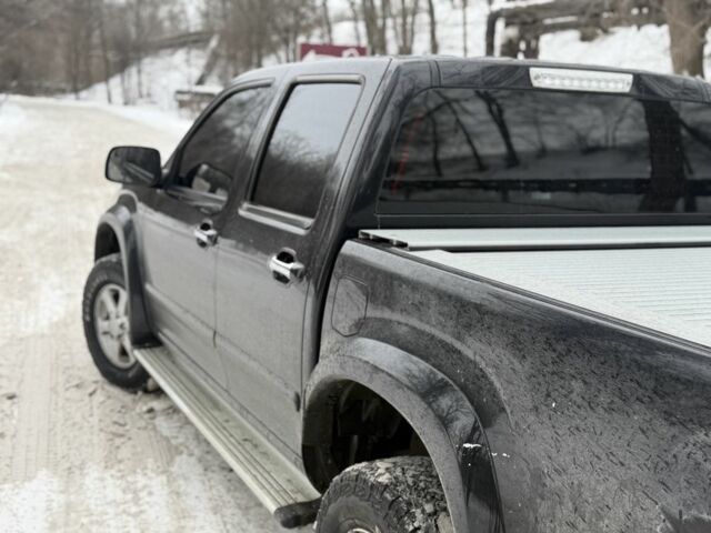 Черный Исузу Родео, объемом двигателя 2.5 л и пробегом 130 тыс. км за 6500 $, фото 11 на Automoto.ua