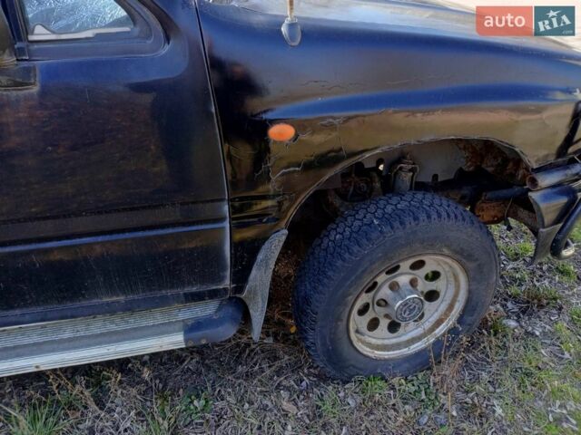 Черный Исузу Родео, объемом двигателя 3 л и пробегом 152 тыс. км за 1600 $, фото 3 на Automoto.ua