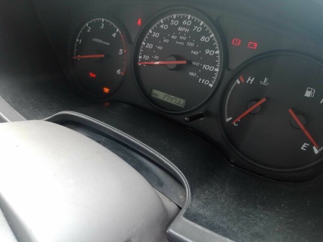 Червоний Ісузу Rodeo, об'ємом двигуна 3 л та пробігом 175 тис. км за 5196 $, фото 10 на Automoto.ua