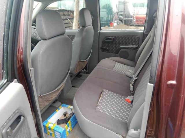 Красный Исузу Родео, объемом двигателя 3 л и пробегом 175 тыс. км за 5218 $, фото 5 на Automoto.ua