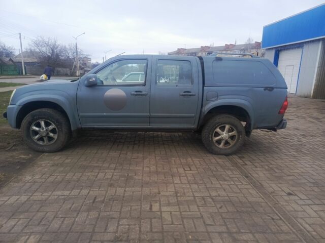 Серый Исузу Родео, объемом двигателя 2.5 л и пробегом 230 тыс. км за 5200 $, фото 1 на Automoto.ua