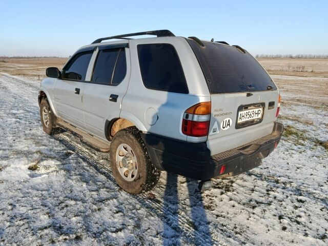 Серый Исузу Родео, объемом двигателя 2.2 л и пробегом 169 тыс. км за 3500 $, фото 5 на Automoto.ua