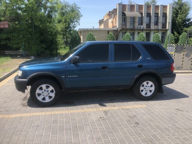Синий Исузу Родео, объемом двигателя 3.2 л и пробегом 230 тыс. км за 2999 $, фото 1 на Automoto.ua