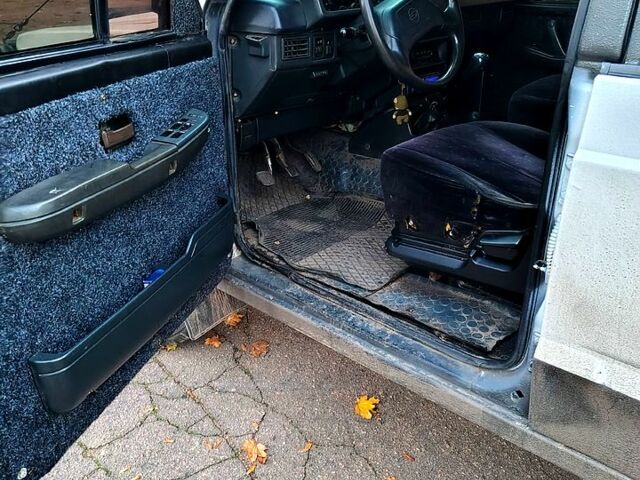 Исузу Трупер, объемом двигателя 2.2 л и пробегом 0 тыс. км за 3750 $, фото 4 на Automoto.ua