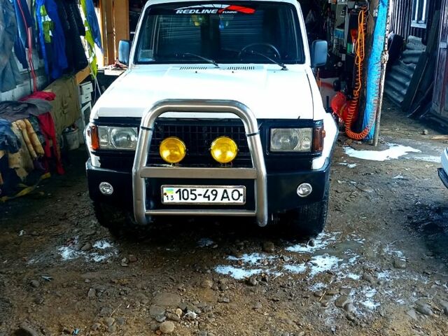 Исузу Трупер, объемом двигателя 2.3 л и пробегом 0 тыс. км за 3500 $, фото 6 на Automoto.ua