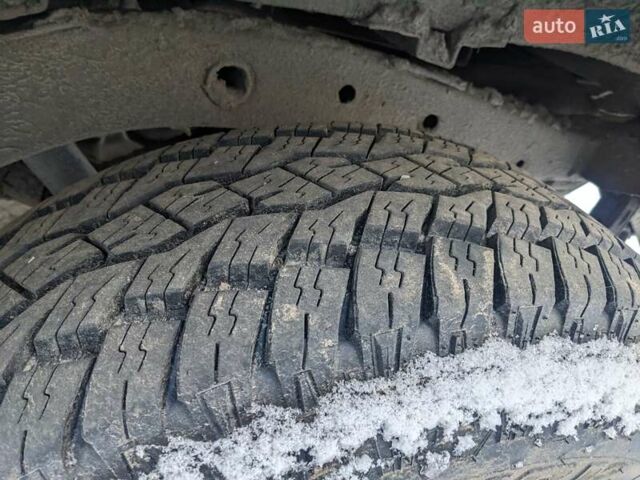 Сірий Ісузу Trooper, об'ємом двигуна 2.56 л та пробігом 280 тис. км за 5200 $, фото 10 на Automoto.ua